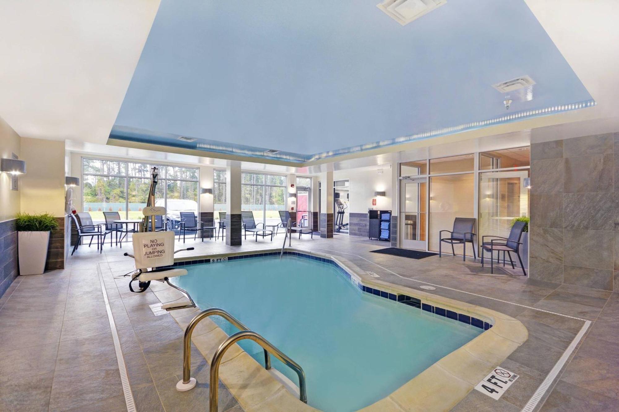 Fairfield Inn & Suites By Marriott Savannah Sw/Richmond Hill Exteriör bild