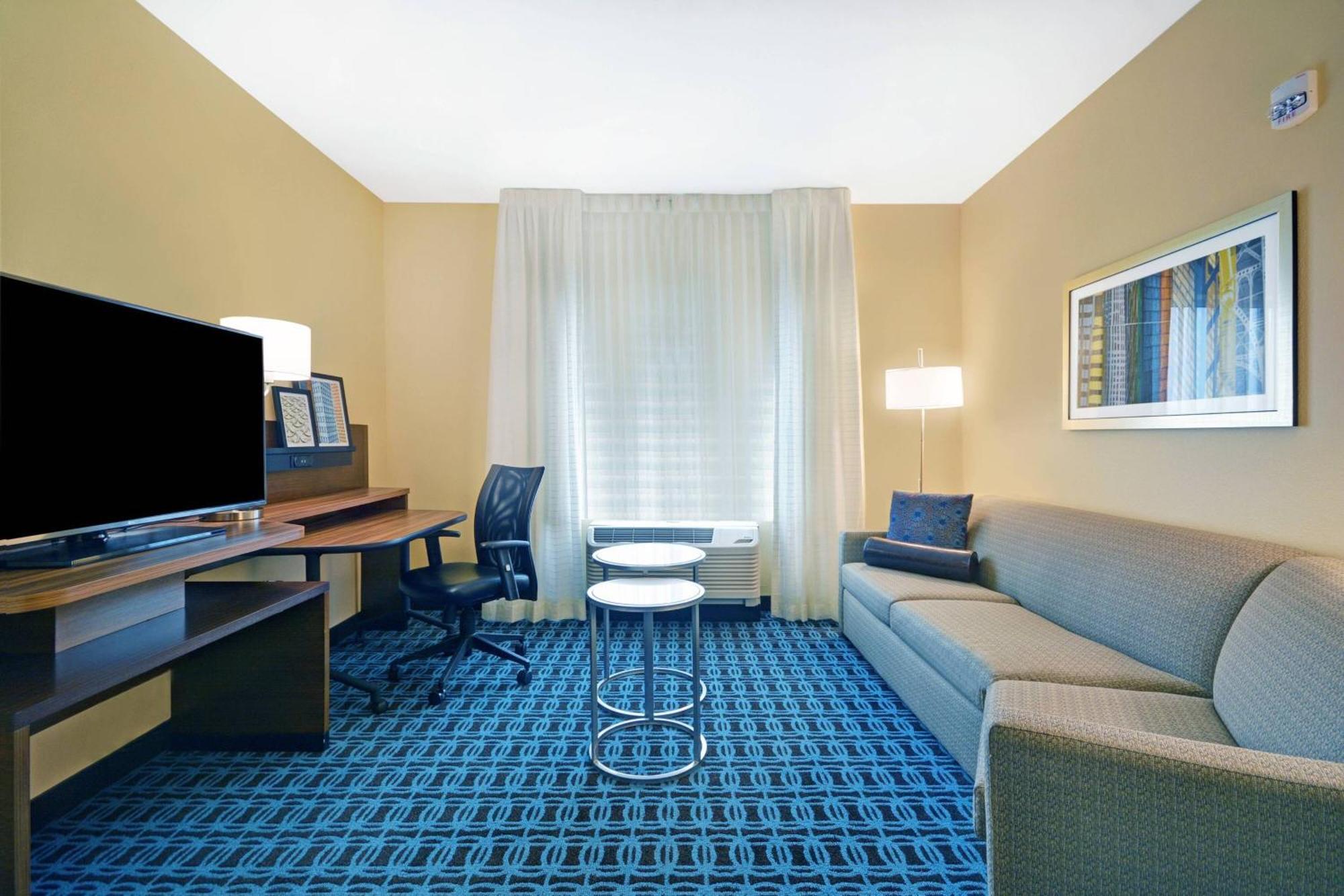 Fairfield Inn & Suites By Marriott Savannah Sw/Richmond Hill Exteriör bild